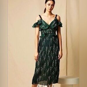 Elegant Green Floral Dress